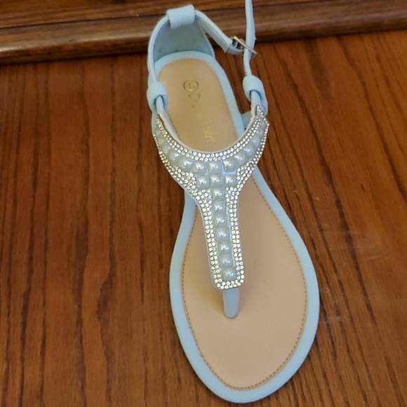 HP🏆 New Sky Blue Crystal & Pearl Sandals - Picture 6 of 9